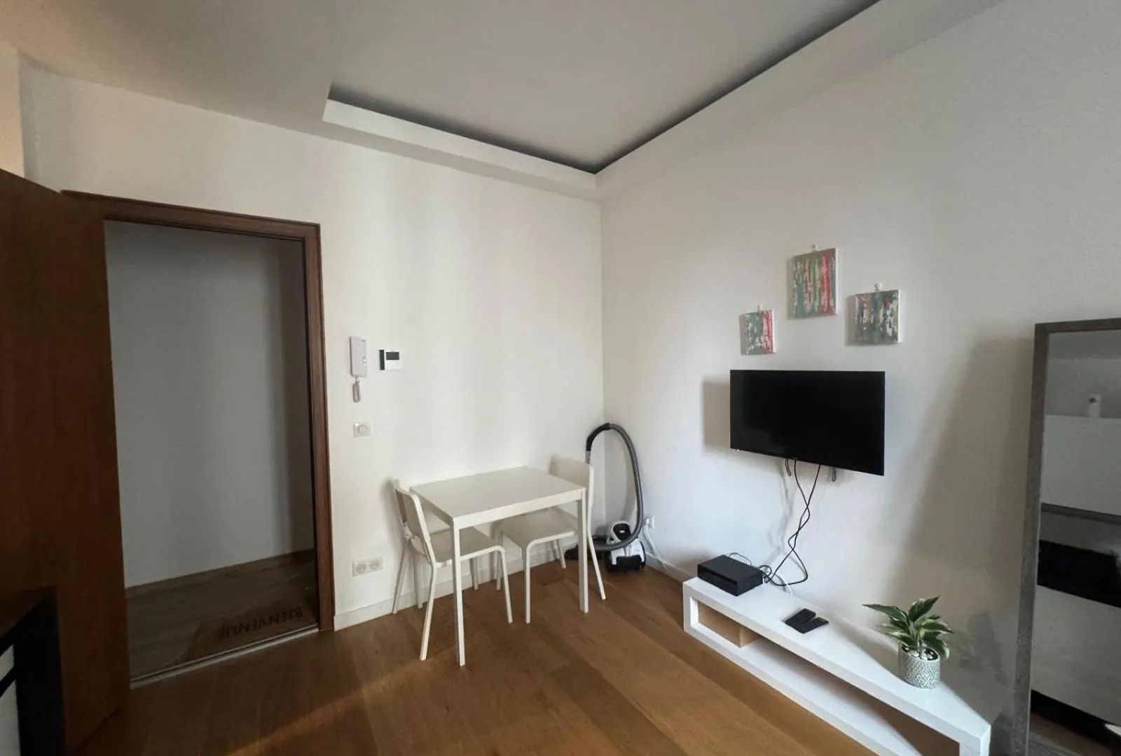 Apartment 2P Place Massena Nice France